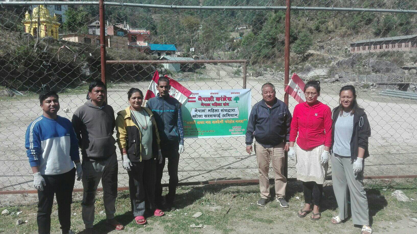 नेपाल महिला संघले गर्‍यो च्याल्टी खोलाको सरसफाई