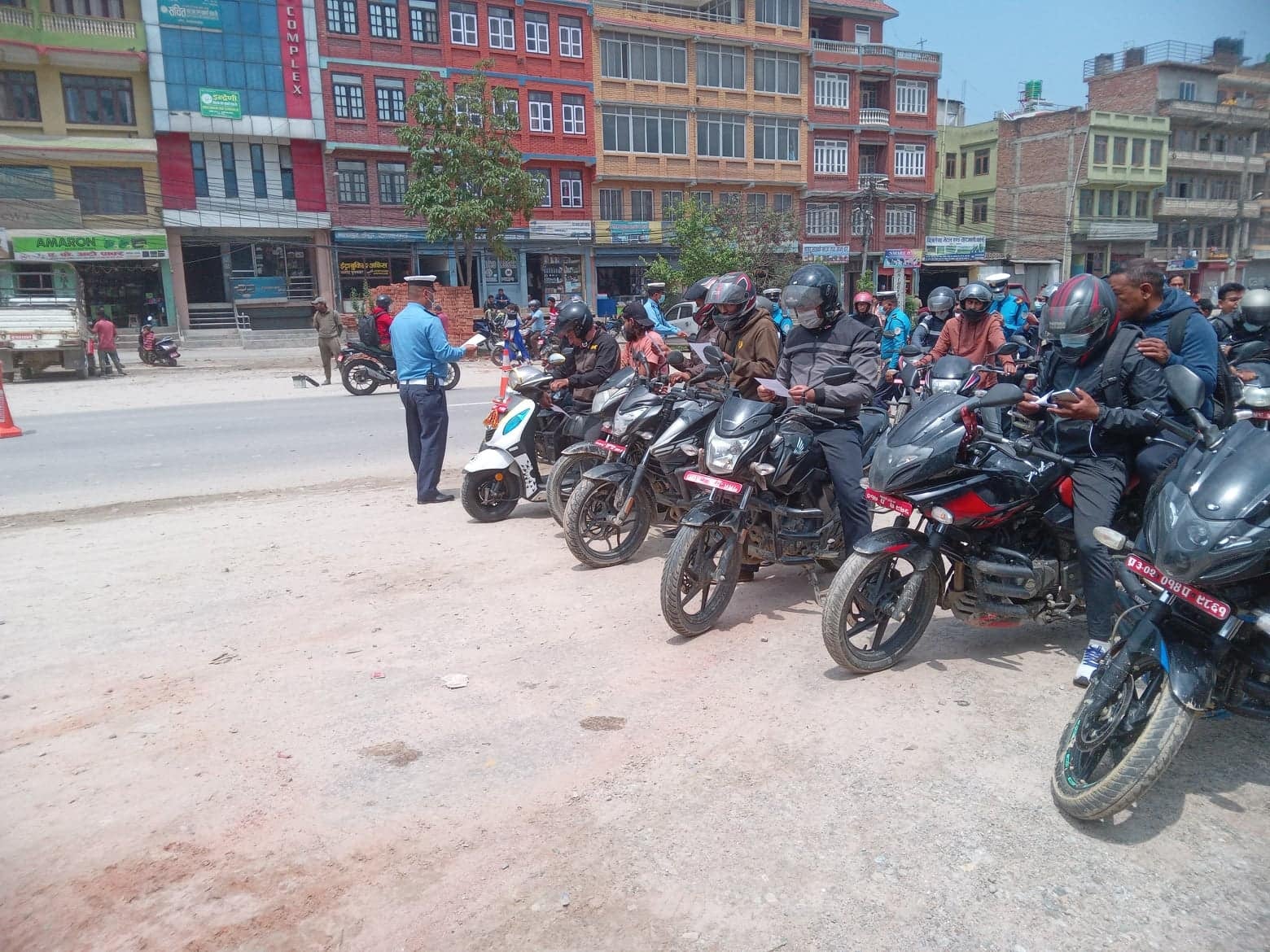 ट्राफिक प्रहरी काभ्रेको ‘चालकसँग पाँच मिनेट’ अनुशिक्षण कार्यक्रम