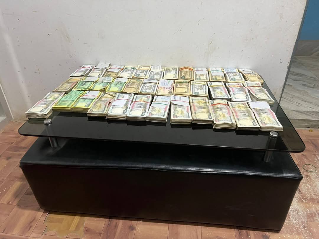 २५ लाख रुपैयाँसहित काभ्रेको साँगाबाट दुईजना पक्राउ