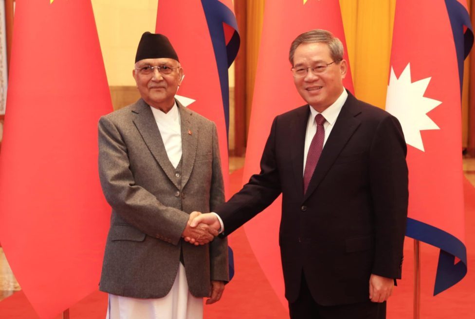 प्रधानमन्त्री ओली र भियतनामी समकक्षीबीच चीनमा दुईपक्षीय भेटवार्ता