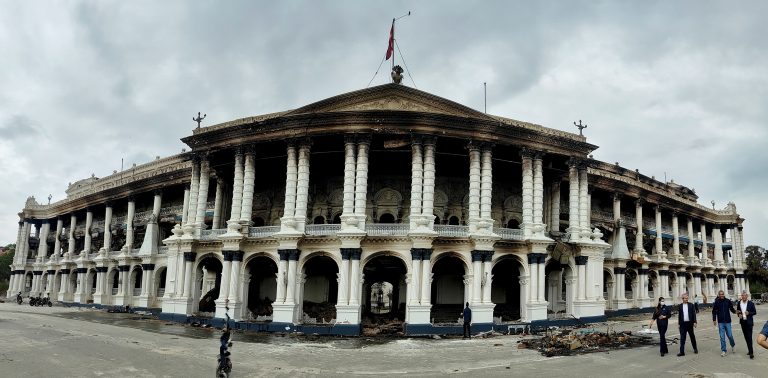 इतिहास बोकेर पुनः चम्किँदै सिंहदरबार