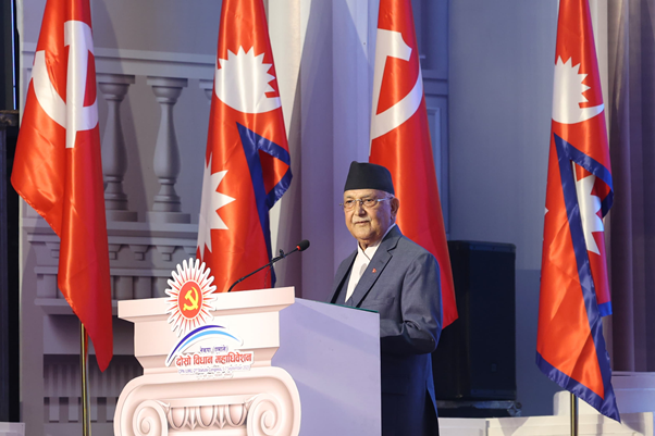 एमाले एक ढिक्का भएर अघि बढ्ने, सार्वजनिक रूपमा असन्तुष्टि नपोख्न ओलीको आग्रह