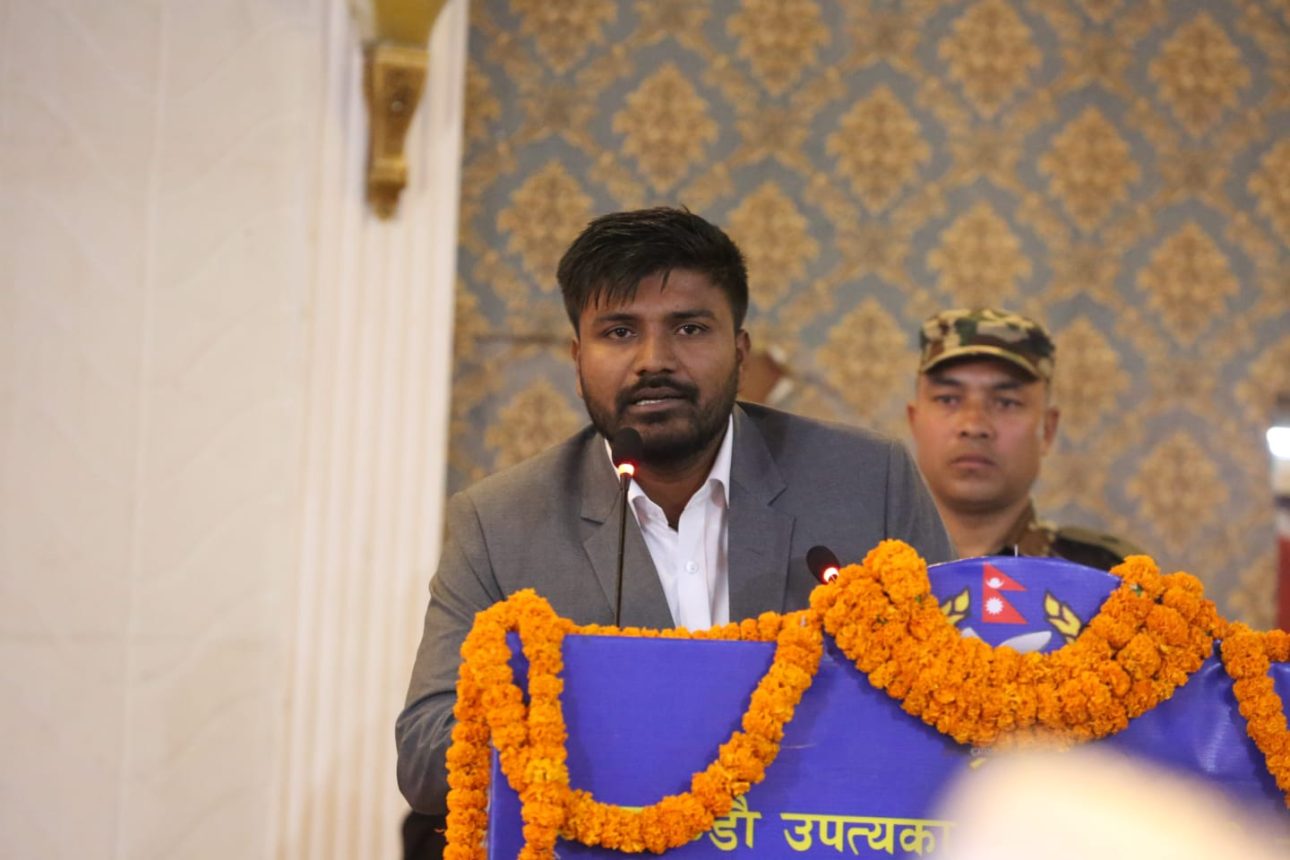 नेपाल आर्थिक रुपमा कमजोर छ, भन्नेबित्तिकै सबै गर्न सकिँदैनः मन्त्री गुप्ता