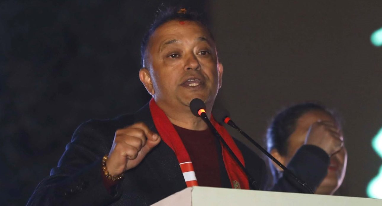 नेपोबेबीको राज देखेर जनता रिसाएकै हुन् – गगन थापा