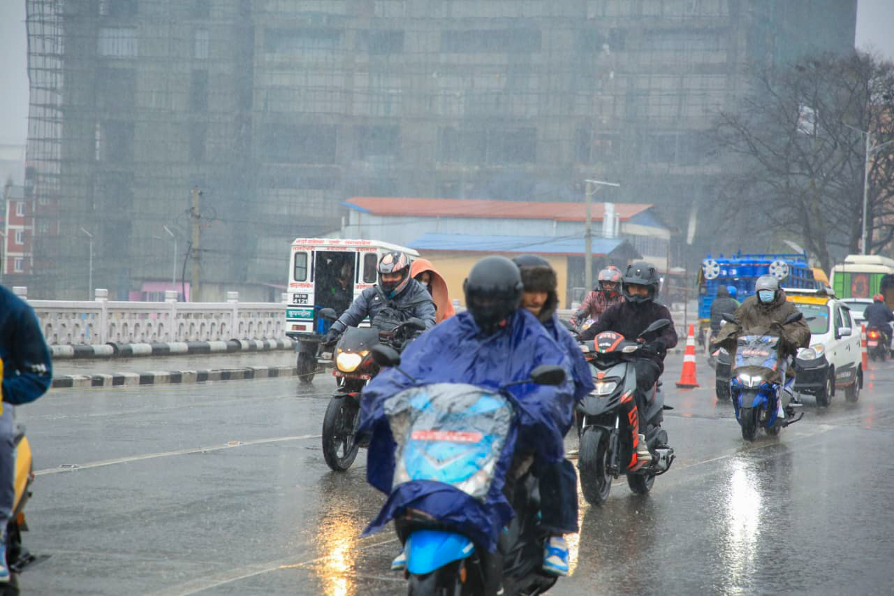 सुर्खेतमा सबैभन्दा बढी वर्षा, पश्चिमी पहाड–हिमालमा भारी हिमपात