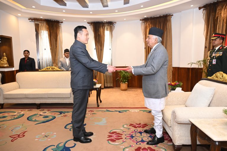 राष्ट्रपति भवनमा विशेष समारोह, पाँच देशका राजदूतद्वारा ओहोदाको प्रमाणपत्र पेश