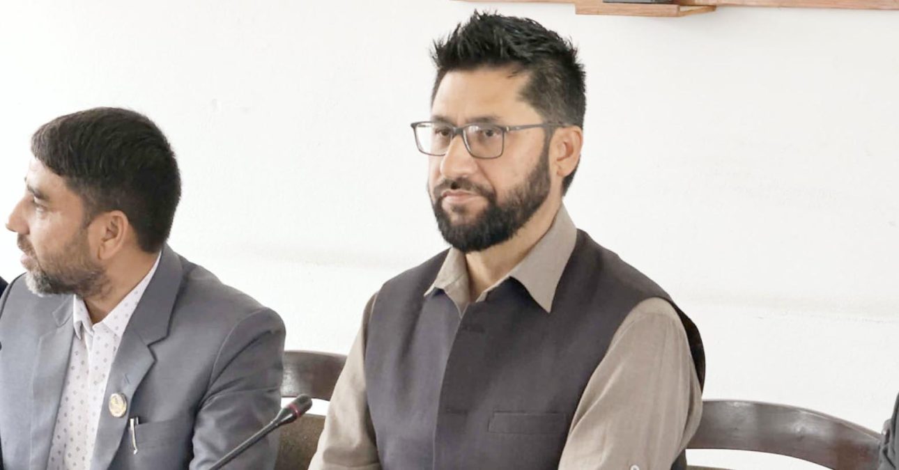 रास्वपा संसदीय दलको अनौपचारिक बैठक सुरु