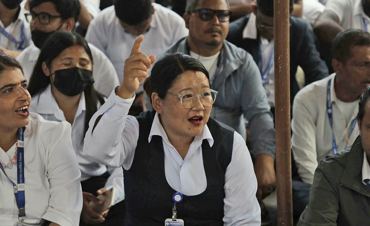 सीटीईभीटीमा चर्कियो कर्मचारी असन्तुष्टि, कार्यालय घेराउ