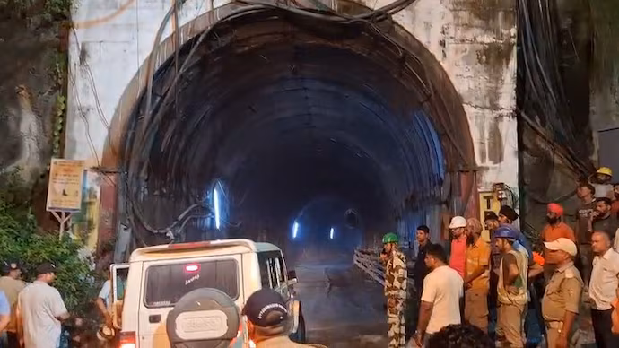 उत्तराखण्डको निर्माणाधीन सुरुङमा पहिरो, ७ कामदारको मृत्यु, ३ बेपत्ता