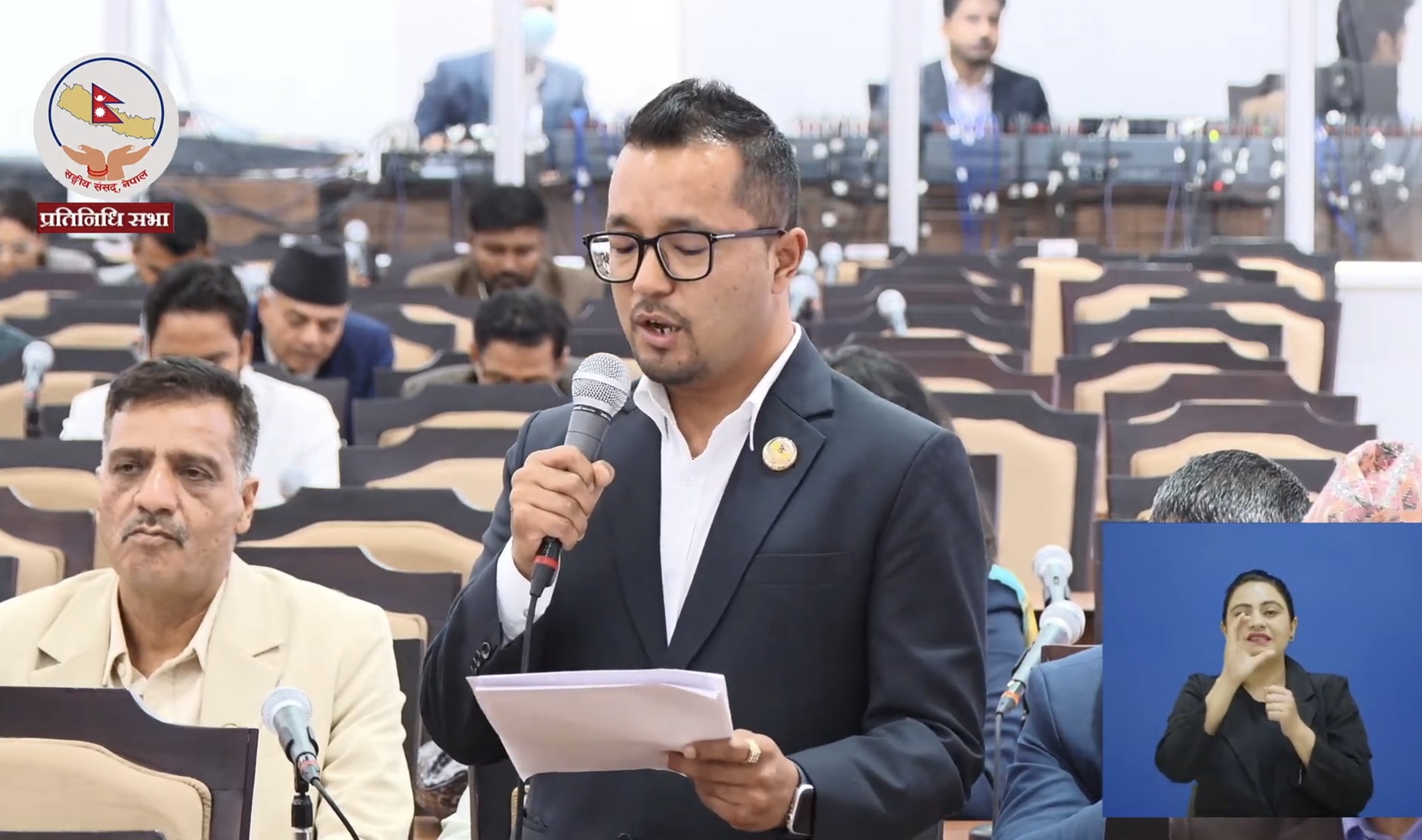 प्रा. डा. सुरेशराज शर्मालाई राष्ट्रिय विभूति घोषणा गर्न सांसद लामाको माग