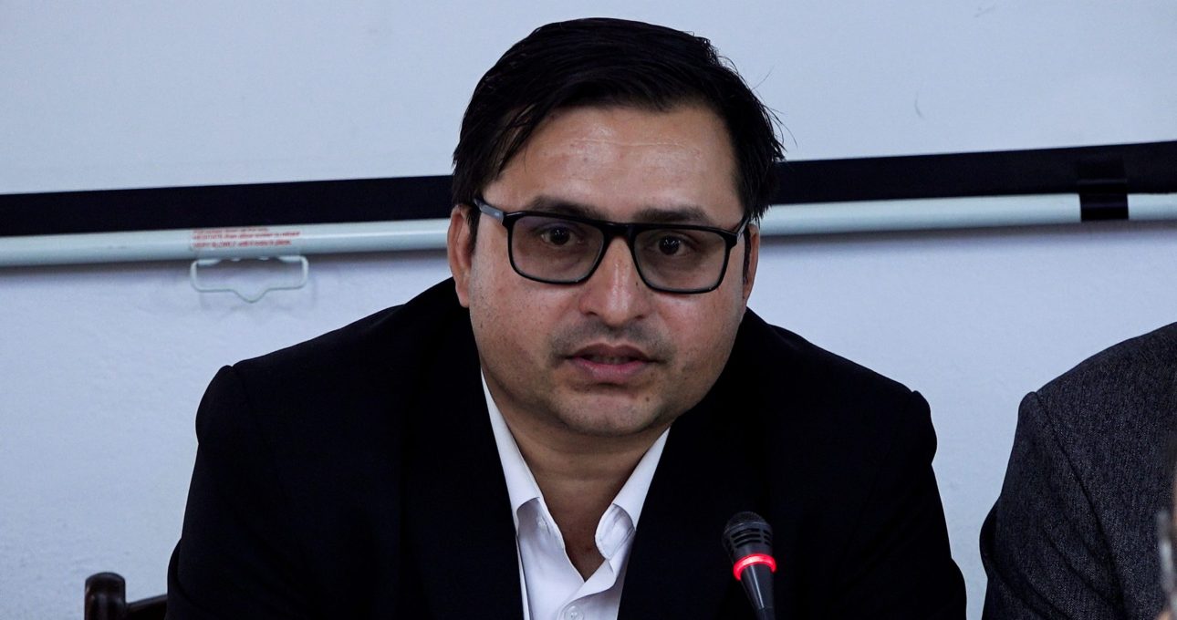 सर्वोच्च अदालतका न्यायाधीशबारे उठेका प्रश्न संसद्को विषय बन्नुपर्छ : सांसद न्यौपाने